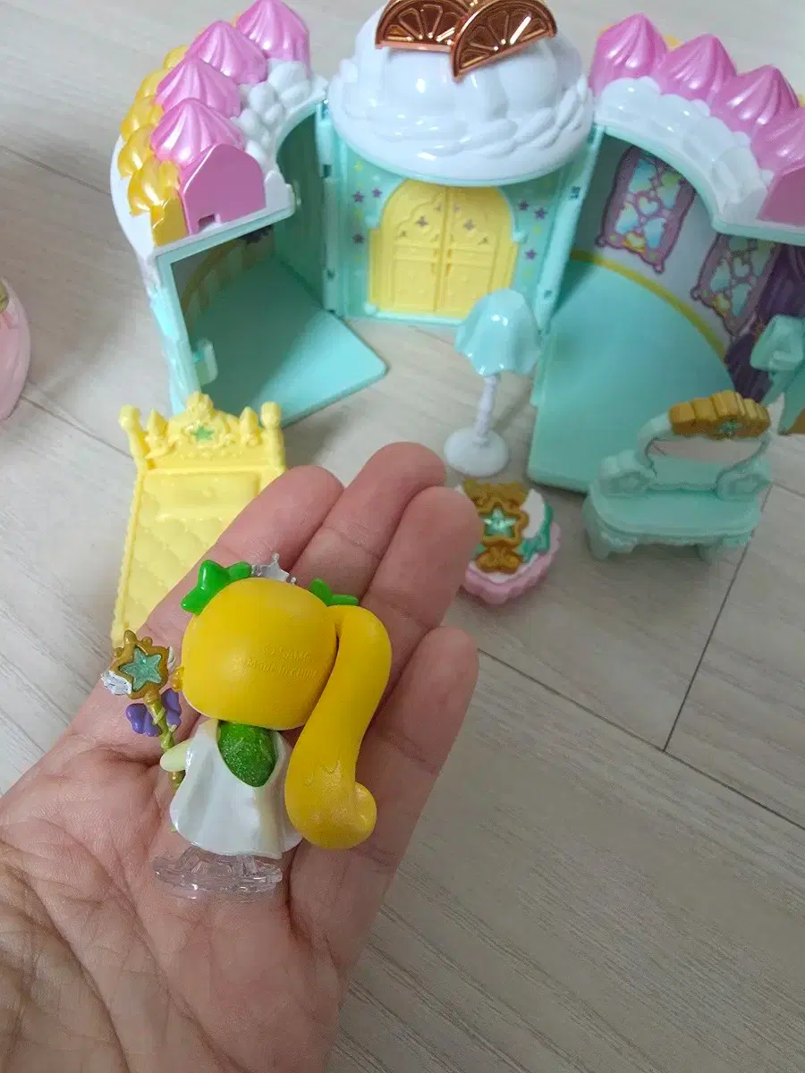 thumbnail-2